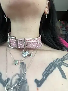 Molly  Moon online show from February 20, 6:19 am