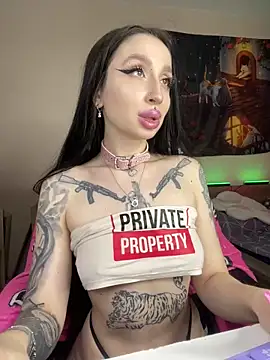 Molly  Moon online show from March 16, 2:52 am