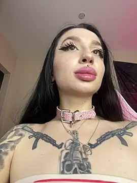 Molly  Moon online show from May 29, 3:12 am