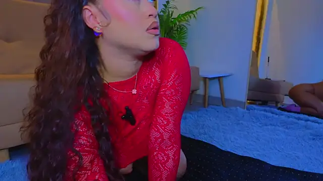 Snapshot of Isa__Blanc chatting on November 7, 3:11 am Isa Blanc online show from November 7, 3:11 am