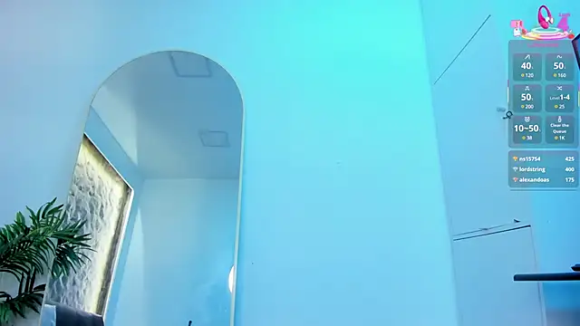 Snapshot of Isa__Blanc chatting on March 16, 9:38 am Isa Blanc online show from March 16, 9:38 am