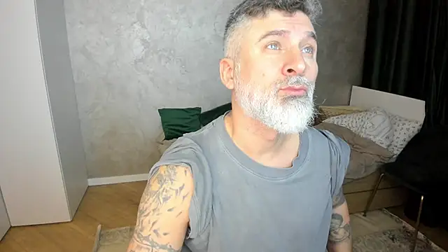 BlowMyXXL online show from February 8, 8:32 pm