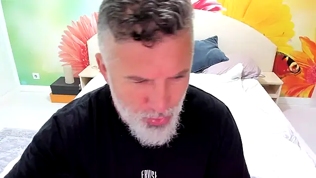 BlowMyXXL online show from November 29, 5:40 am