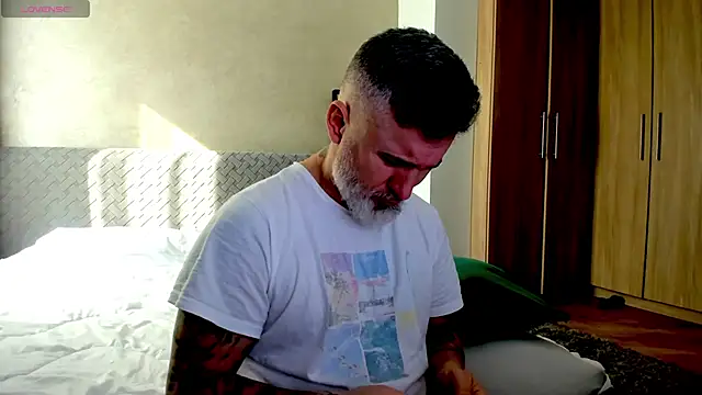 BlowMyXXL online show from February 26, 8:39 am