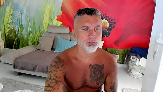 BlowMyXXL online show from July 2, 5:35 am