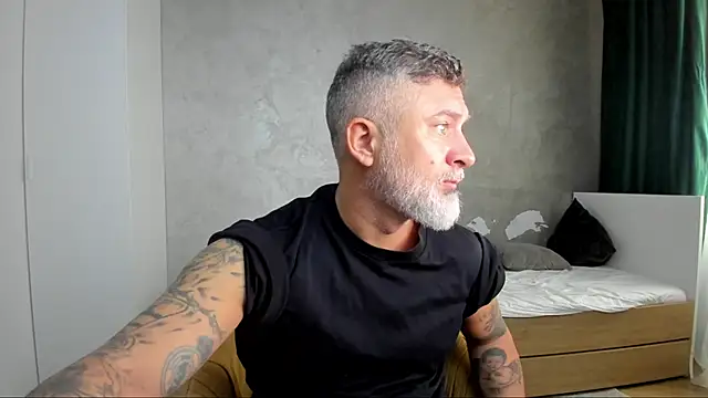 BlowMyXXL online show from September 13, 5:07 am