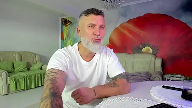 BlowMyXXL online show from January 13, 10:13 pm