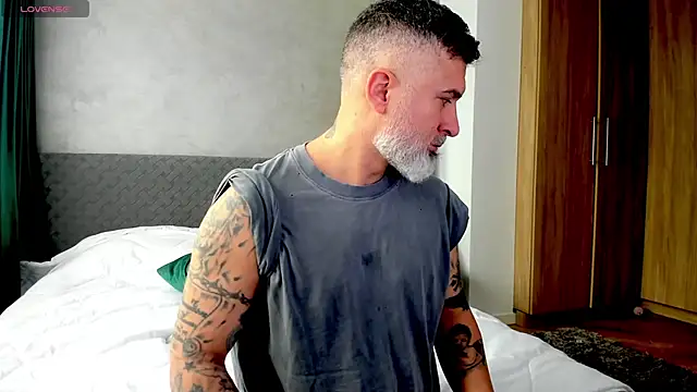 BlowMyXXL online show from February 28, 8:31 am