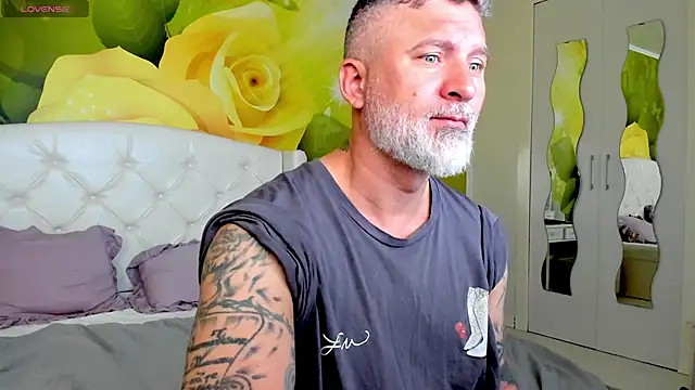 BlowMyXXL online show from October 21, 7:08 am