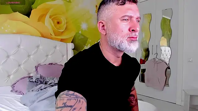 BlowMyXXL online show from October 8, 7:43 am