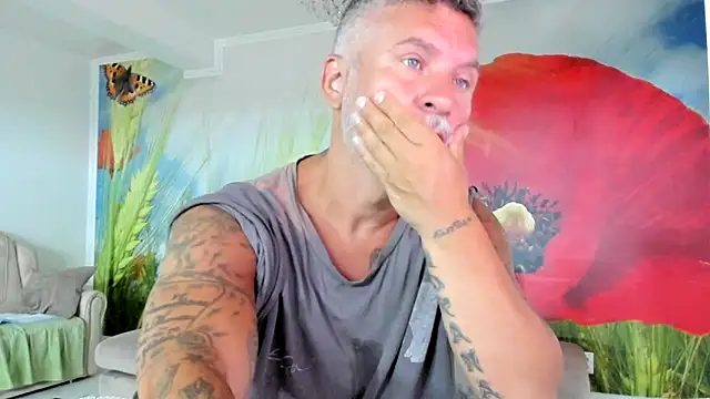 BlowMyXXL online show from June 12, 4:43 am
