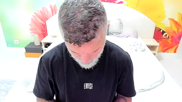 BlowMyXXL online show from November 26, 5:18 am