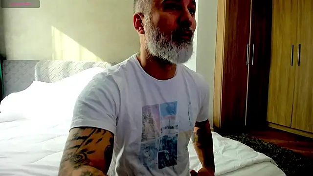 BlowMyXXL online show from February 24, 8:17 am