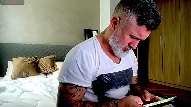 BlowMyXXL online show from February 17, 10:07 am