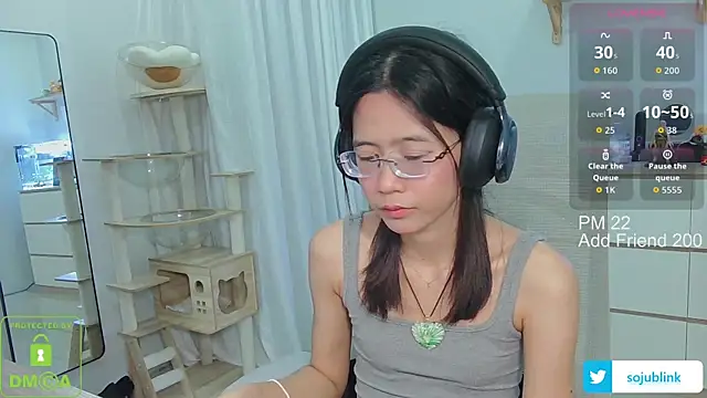 Snapshot of littlemiilk chatting on September 25, 5:46 am littlemiilk online show from September 25, 5:46 am
