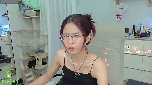 littlemiilk online show from March 20, 8:15 am