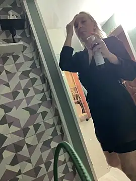 MerlinDave online show from February 8, 12:52 am