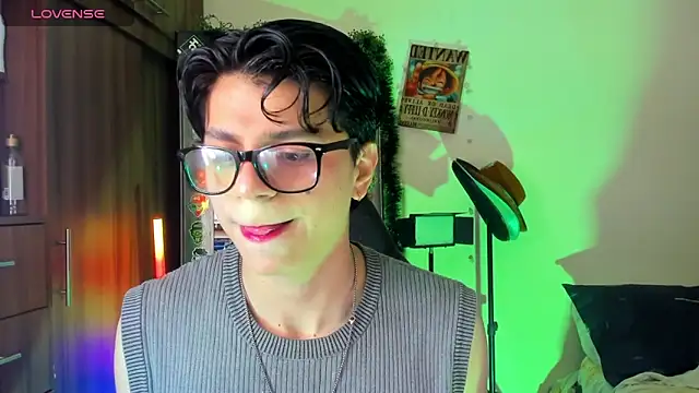 marckalexis online show from January 5, 8:34 pm