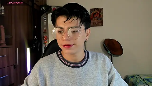 Snapshot of marckalexis chatting on October 2, 6:55 pm marckalexis online show from October 2, 6:55 pm