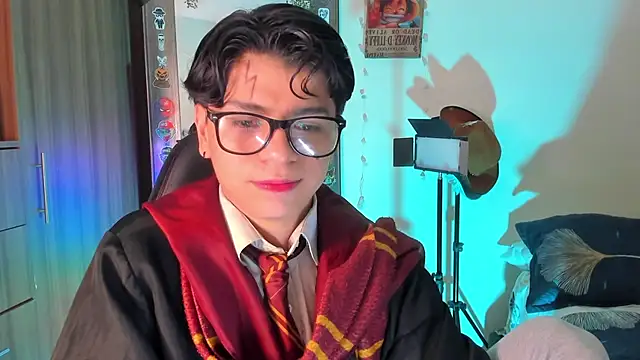 marckalexis online show from December 19, 11:01 am