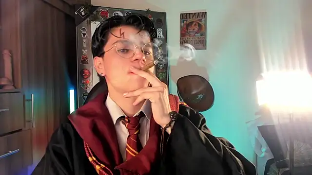 Snapshot of marckalexis chatting on October 5, 11:12 am marckalexis online show from October 5, 11:12 am