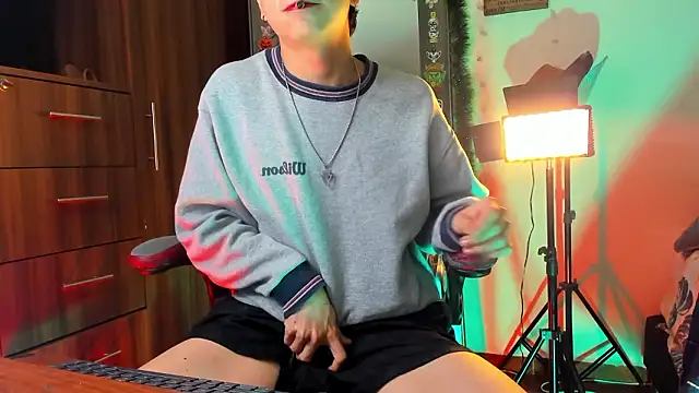 marckalexis online show from February 28, 10:59 am