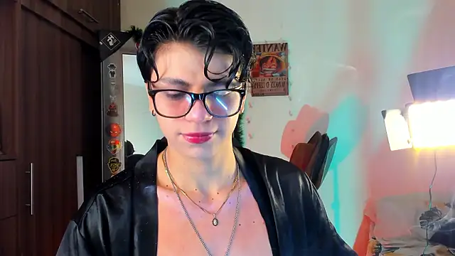 marckalexis online show from March 5, 12:13 pm