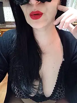 Snapshot of Melanya83 chatting on March 8, 12:11 am Melanya83 online show from March 8, 12:11 am
