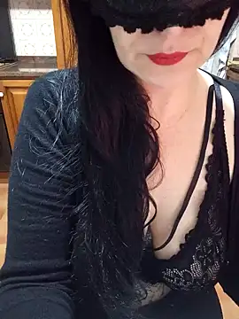 Snapshot of Melanya83 chatting on December 3, 8:11 pm Melanya83 online show from December 3, 8:11 pm