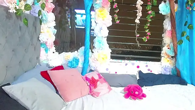 Karly coffe online show from November 28, 4:34 am