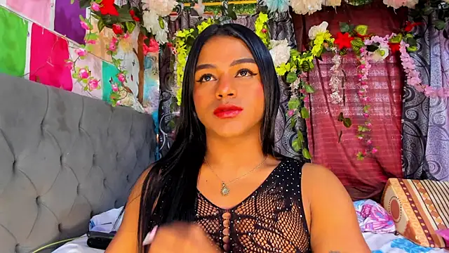 Karly coffe online show from June 24, 10:58 am