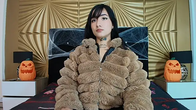 emmily keller19 online show from September 24, 1:17 pm
