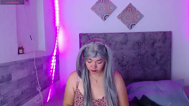 Snapshot of Cuckold_lover69 chatting on June 12, 3:04 am Cuckold lover69 online show from June 12, 3:04 am