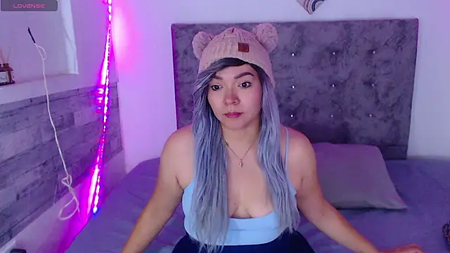 Snapshot of Cuckold_lover69 chatting on June 15, 6:07 pm Cuckold lover69 online show from June 15, 6:07 pm