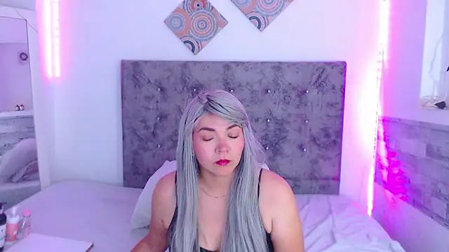 Cuckold lover69 online show from April 15, 3:12 am