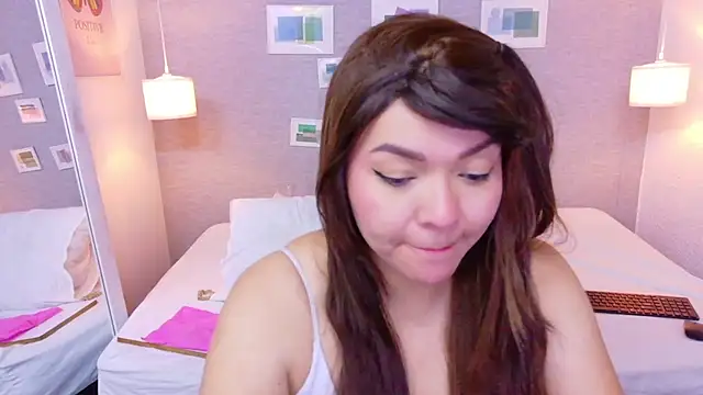 Snapshot of Cuckold_lover69 chatting on December 15, 1:50 pm Cuckold lover69 online show from December 15, 1:50 pm