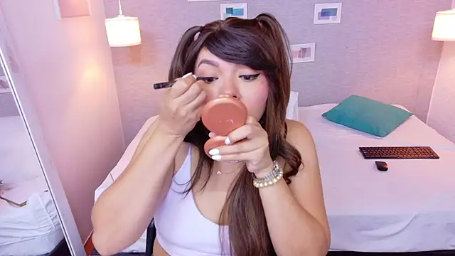 Snapshot of Cuckold_lover69 chatting on December 4, 2:05 pm Cuckold lover69 online show from December 4, 2:05 pm