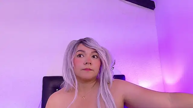 Snapshot of Cuckold_lover69 chatting on February 11, 6:40 am Cuckold lover69 online show from February 11, 6:40 am