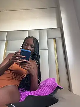 Fanclubbbbb online show from February 26, 11:11 am