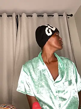 Fanclubbbbb online show from November 12, 12:15 am