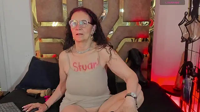 agatha ross26 online show from May 30, 11:49 am