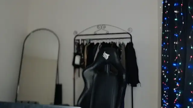marisilva br online show from September 10, 11:59 pm