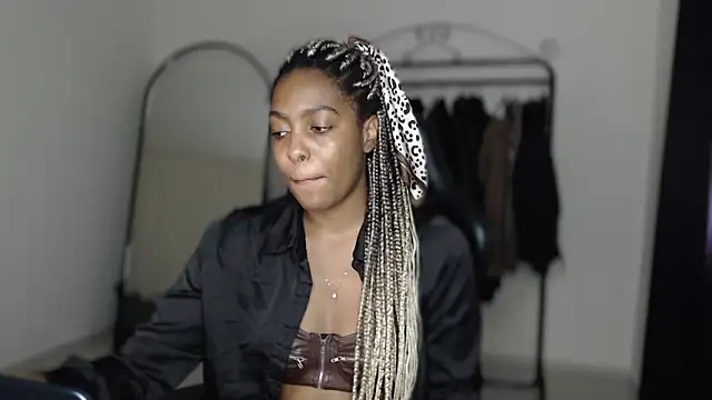 marisilva br online show from September 17, 1:46 pm