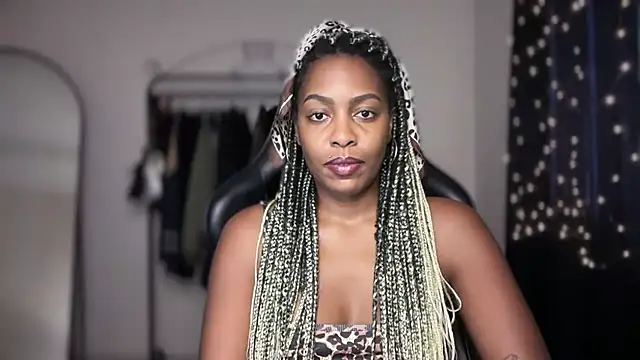 marisilva br online show from December 1, 4:52 pm