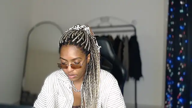 marisilva br online show from September 12, 11:26 pm