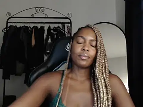 marisilva br online show from March 17, 7:48 pm