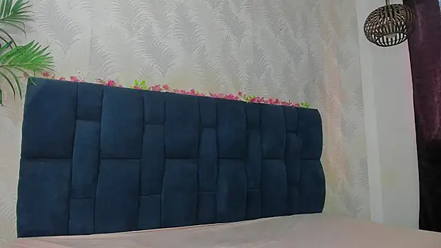 Ammy Connor1 online show from March 14, 8:59 pm