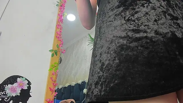 Ammy Connor1 online show from May 8, 8:23 pm