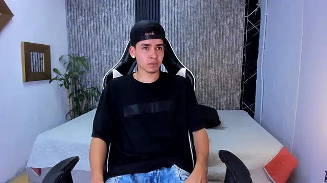 Mike 0233  online show from September 24, 2:51 am