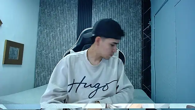 Mike 0233  online show from November 22, 4:11 am